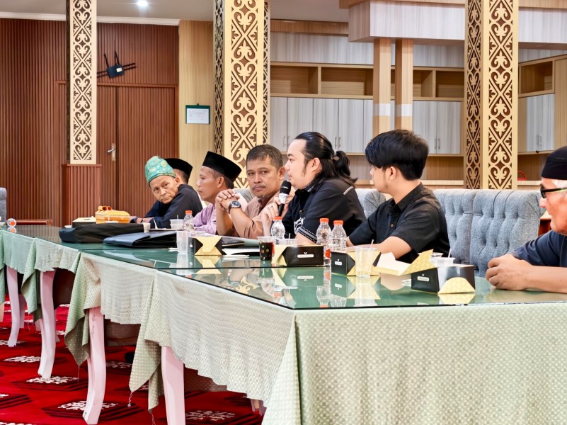 Hearing Sengketa Tanah di DPRD Siak, Advokat IKHSAN Tegaskan Usut Praktek Mafia Tanah di Kecamatan Mempura