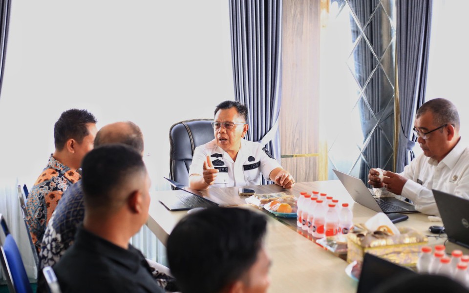 Bupati Meranti Temui Investor Singapura, Bahas Peluang Investasi dan Komoditas Unggulan