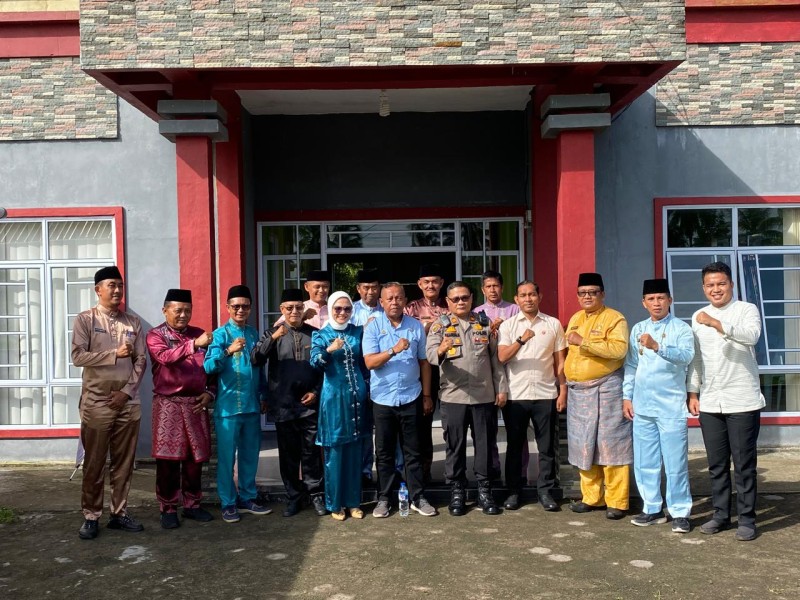 APDESI Kepulauan Meranti  menyatakan sikap tetap memelihara Kamtibmas Terkait Penundaan Pembayaran ADD
