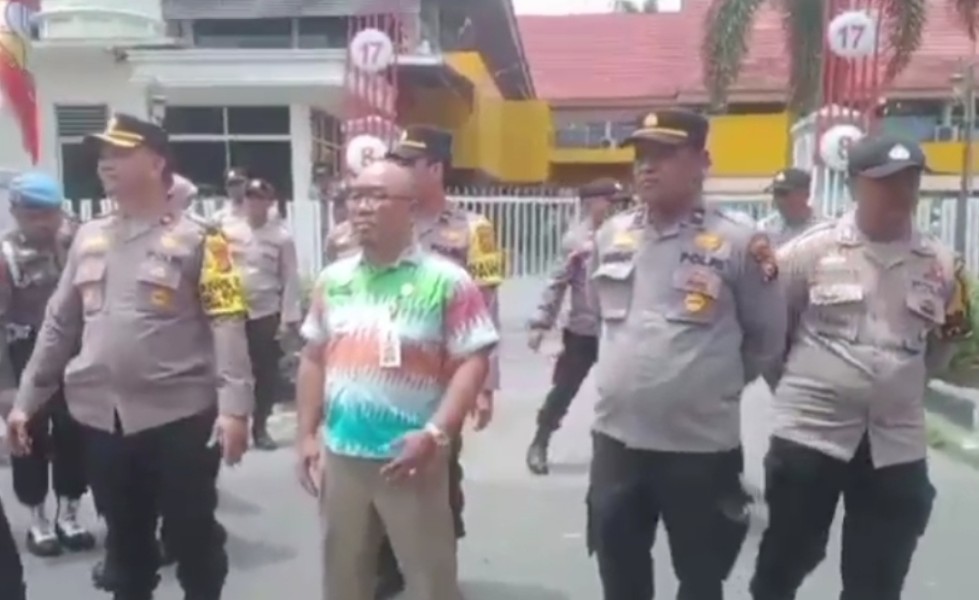 Ahmad Syifa Disebut-sebut ASN Teladan di Disdik Riau, Banyak Pihak Minta Gubri 'Melek' dan Beri Amanah Setara Kabid