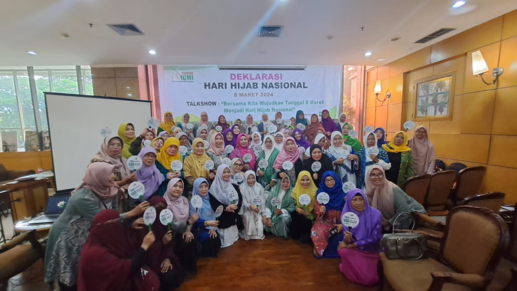 Ratusan Wakil Ormas Perempuan Deklarasikan Hari Hijab Nasional di Jakarta
