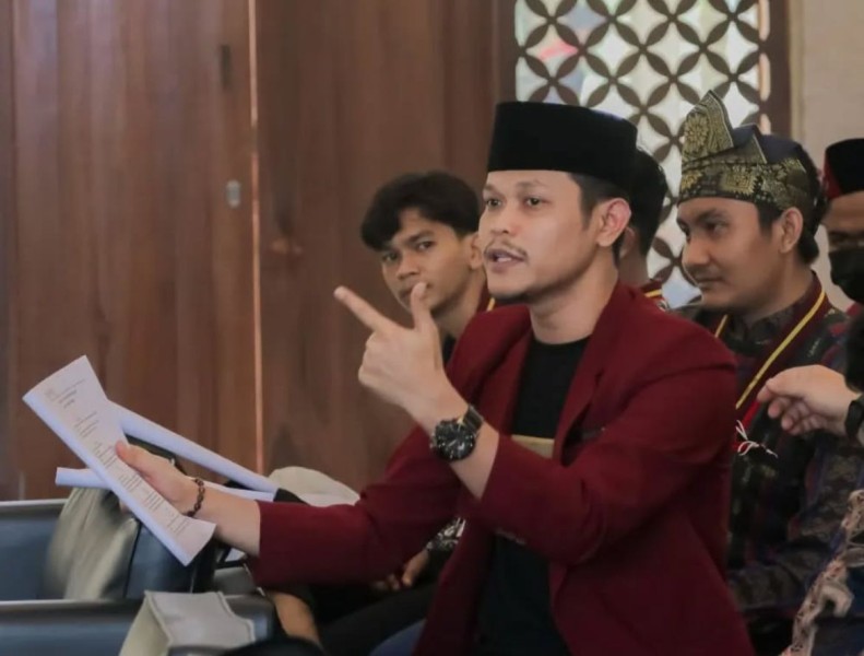 Firdaus Effendi: Publik Masih Butuh Kehadiran Mbak Saras di DPR